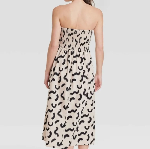 A New Day NWT Strapless Smocked Dress - Picture 2 of 7